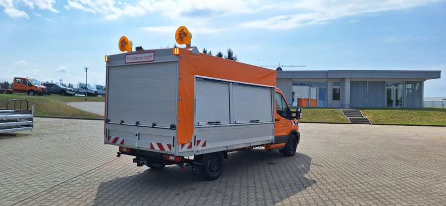 Sonderfahrzeug zur Straßenaufsicht in Leipzig/Dresden von Kunath Fahrzeugbau